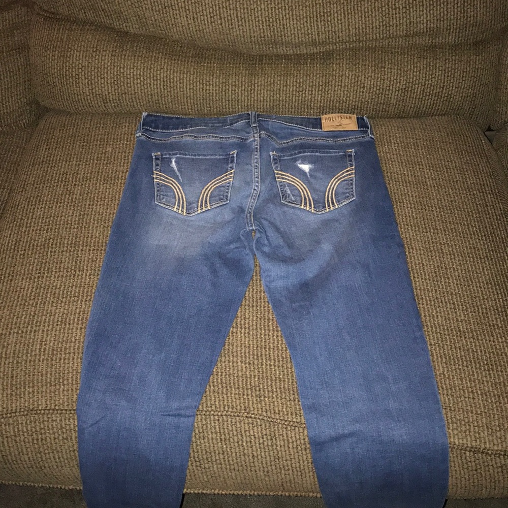 Hollister Jeans - Picture 3 of 7
